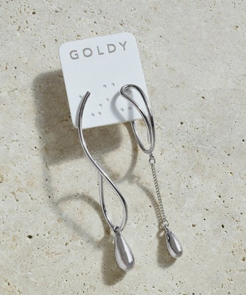 GOLDY(ゴールディ)の「【GOLDY】ツイスト ライン × ドロップ アシンメトリー ピアス / 1221205 CS-2311(ピアス(両耳用)・レディース・ゴールド系その他2/シルバー系その他・FREE)」の8枚目の写真