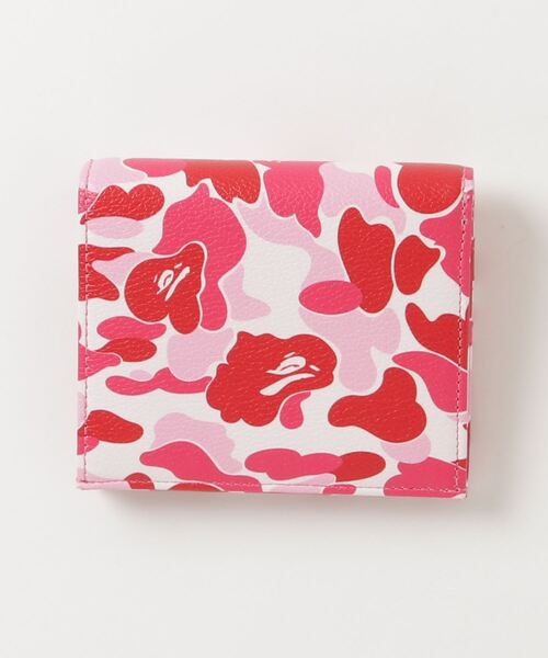 A BATHING APE(アベイシングエイプ)の「ABC CAMO MINI WALLET(財布 A BATHING APE(アベイシングエイプ)の「ABC CAMO MINI WALLET(財布