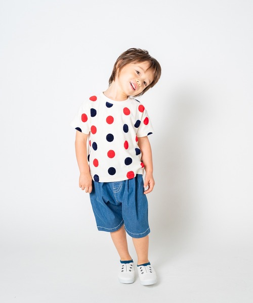 Moujonjon(ムージョンジョン)の「ストレッチデニム6分丈タックハーフパンツ(デニムパンツ・キッズ・ブルー・120/110/100/90/140/130)」の5枚目の写真
