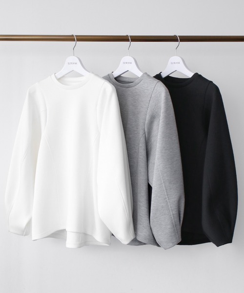 ELFRANK(エルフランク)の「ダンボールニットボリューム袖プルオーバー(Tシャツ/カットソー・レディース・オフホワイト/グレー/ブラック・FREE)」の7枚目の写真