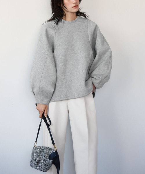 ELFRANK(エルフランク)の「ダンボールニットボリューム袖プルオーバー(Tシャツ/カットソー・レディース・オフホワイト/グレー/ブラック・FREE)」の16枚目の写真