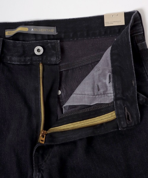 Levi's（リーバイス）の「Levi’s/リーバイス SILVERTAB BAGGY CARPENTER バギーペインターパンツ（デニムパンツ・メンズ・ブラック/インディゴブルー/ブルー系その他・30inch/32inch/36inch/34inch/30 inch）」の12枚目の写真