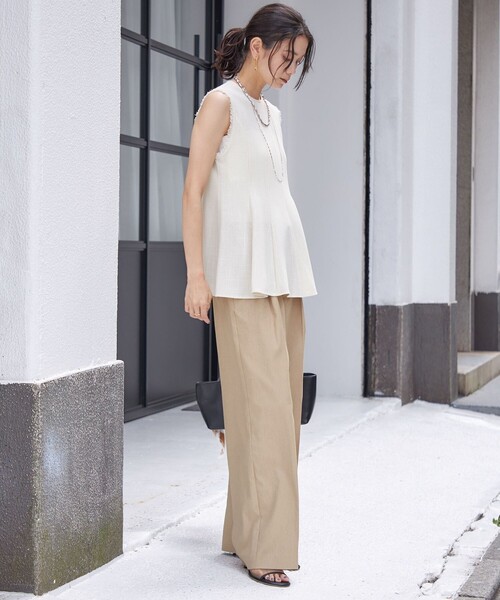 SHIPS(シップス)の「〈手洗い可能 〉ドライオックス フロント タック ストレート パンツ 25SS(スラックス・レディース・オフホワイト/ベージュ/ダークグレー/ベビーピンク/サックスブルー・36/38/40/34)」の6枚目の写真