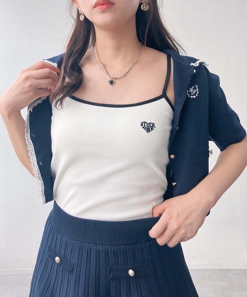 AS KNOW AS plus(アズノゥアズプラス)の「◎カップ付きアソートキャミソール(キャミソール・レディース・ブラック/オフホワイト/サックスブルー/ピンク系/ブラック系/アイボリー系/ホワイト系1/ブラック系1/ブラック系2/アイボリー系2/ピンク系1/シルバー/サックスブルー系/アイボリー系3・FREE)」の9枚目の写真