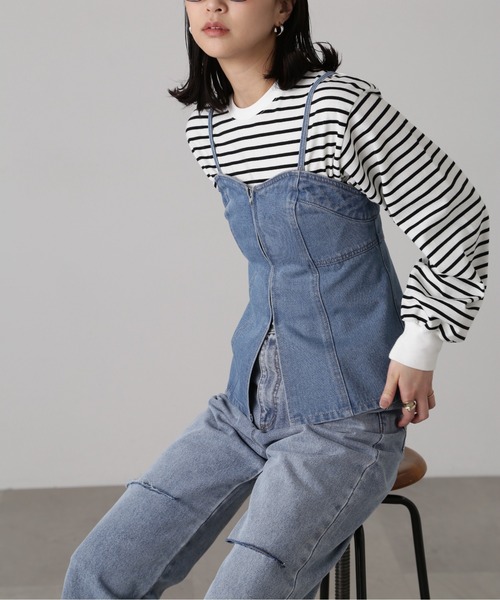 FREE'S MART（フリーズマート）の「フロントジップデニムキャミビスチェ（ベスト・レディース・ケミカルウォッシュ/インディゴブルー・FREE）」の15枚目の写真