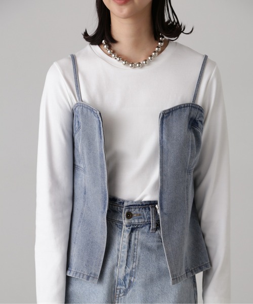 FREE'S MART（フリーズマート）の「フロントジップデニムキャミビスチェ（ベスト・レディース・ケミカルウォッシュ/インディゴブルー・FREE）」の4枚目の写真