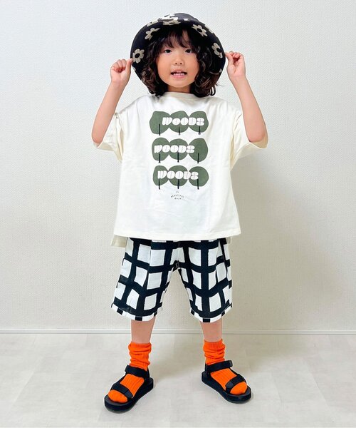 p.premier(ピードットプルミエ)の「グラフィックプリント ワイド半袖Tシャツ(Tシャツ/カットソー・キッズ・オフホワイト/ブラック/ベビーピンク・80/90/100/110/120/130/140)」の5枚目の写真