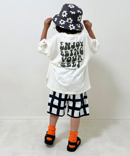 p.premier(ピードットプルミエ)の「グラフィックプリント ワイド半袖Tシャツ(Tシャツ/カットソー・キッズ・オフホワイト/ブラック/ベビーピンク・80/90/100/110/120/130/140)」の6枚目の写真