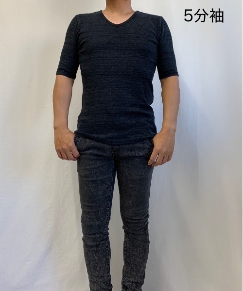 VIBGYOR(ヴィブジョー)の「メランジフライス Vネック 5分袖 & 半袖(Tシャツ/カットソー・メンズ・チャコールグレー/杢グレー/グレー系その他/ワイン/レッド系/ダークブルー/ブルー系その他・MEDIUM/LARGE)」の4枚目の写真