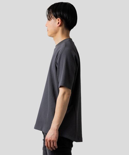narifuri（ナリフリ）の「マルチワッフルクルーネックTシャツ（Tシャツ/カットソー・メンズ・ホワイト/ブラック/チョコ/グレー/オートミール/ダークグレー/ライトピンク/カーキ/チャコール/ライトグレー/ターコイズブルー・MEDIUM/LARGE/X-LARGE/SMALL）」の13枚目の写真