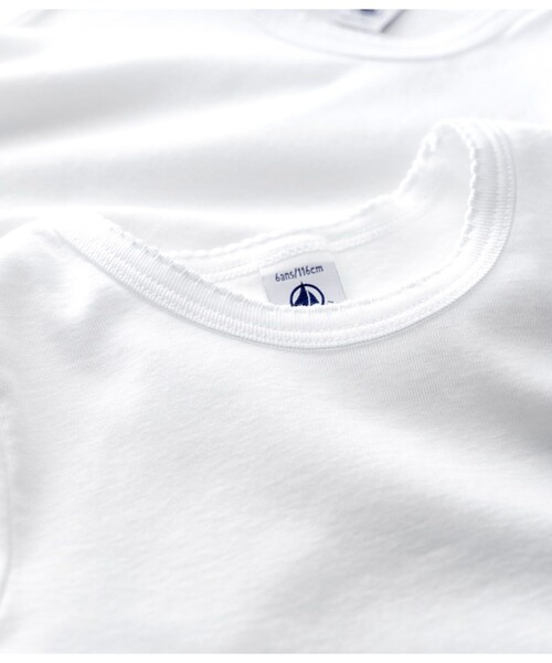 PETIT BATEAU（プチバトー）の「半袖Ｔシャツ２枚組（インナーウェア/肌着・キッズ・その他1・6YEAR/12YEAR/8YEAR/10YEAR）」の2枚目の写真