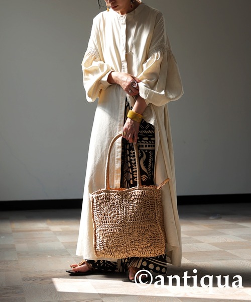 antiqua（アンティカ）の「スクエアかごバッグ（かごバッグ・レディース・ブラウン・FREE）」の2枚目の写真