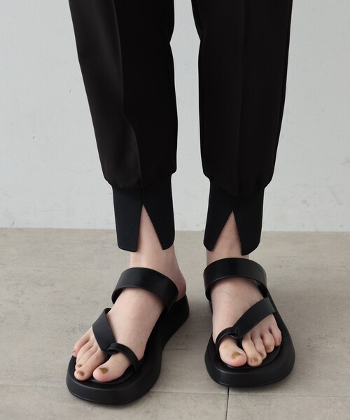 GALLEST(ギャレスト)の「◆ピンタックスリットジョガーパンツ(その他パンツ・レディース・アイボリー/ブラック/グレー・36/38/40)」の8枚目の写真