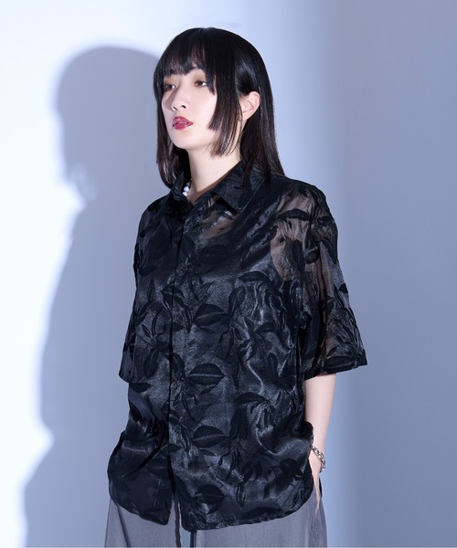 Ellno Loset（エルノロゼット）の「フラワーオパールシアーシャツ（シャツ/ブラウス・メンズ・ブラック/グレー/オフホワイト・SMALL/MEDIUM/LARGE）」の6枚目の写真