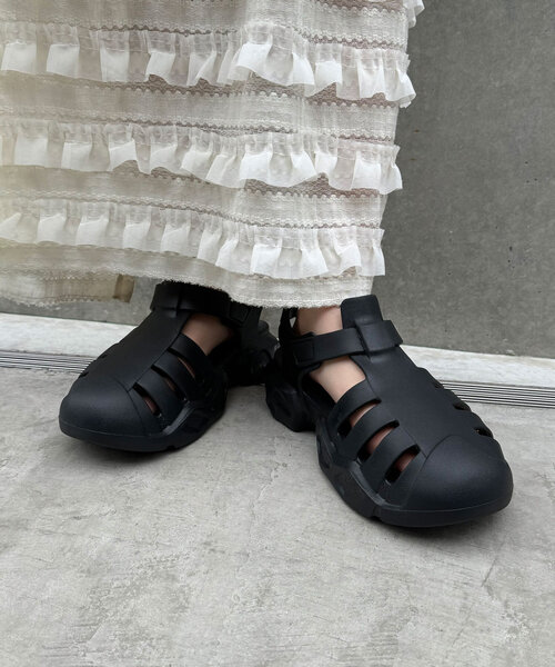 CIAOPANIC(チャオパニック)の「【CARIGA/カリガ】Gurkha/グルカ(サンダル・レディース・ホワイト/ブラック・38/36/44/42/40)」の2枚目の写真