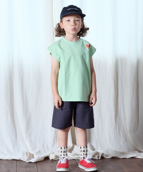 BIG FIELD（ビッグフィールド）の「モチーフフットボールTee（90～150cm）（Tシャツ/カットソー・キッズ・チャコール/ラベンダー/ライム/オフホワイト・90/100/110/120/130/140/150）」の6枚目の写真
