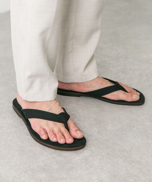 URBAN RESEARCH DOORS（アーバンリサーチドアーズ）の「Made in Japan トングサンダル（サンダル・メンズ・ベージュ系その他/ブラック・MEDIUM/LARGE）」の2枚目の写真