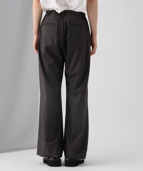 HARE(ハレ)の「【SET UP対応】ニーカットオフトラウザー(HARE)(スラックス・メンズ・ブラック/グレー・FREE)」の14枚目の写真