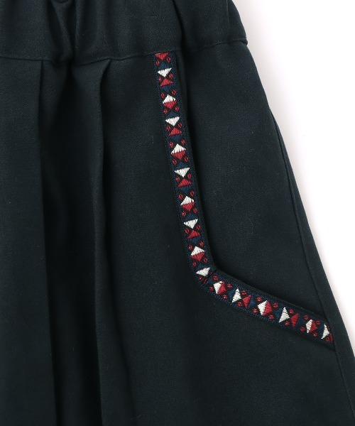 チチカカ（チチカカ）の「ピーチスキンエッグタックパンツ（その他パンツ・レディース・ベージュ/アイボリー/カーキ/ネイビー/オリーブ/グリーン/ボルドー/マスタード・LARGE/MEDIUM）」の13枚目の写真