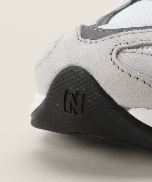 IENA（イエナ）の「《追加》NEW BALANCE/ニューバランス U9060GRY（スニーカー・レディース・グレー・22.5cm/23cm/23.5cm/24cm/24.5cm/25cm）」の15枚目の写真