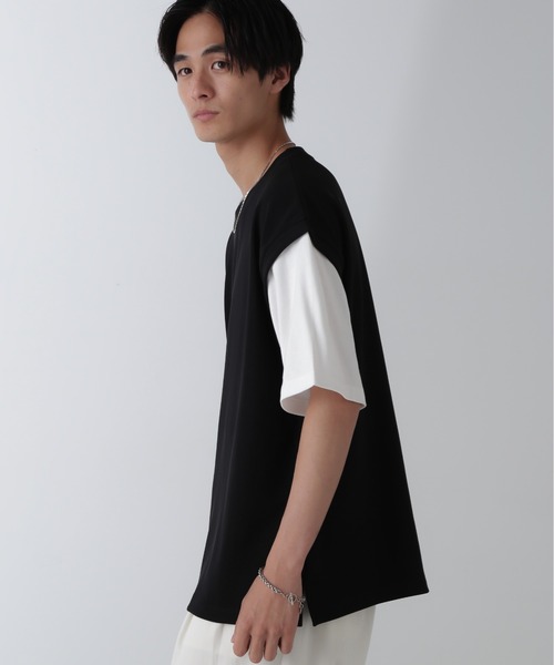 NANO universe(ナノユニバース)の「フェイクレイヤードリラックスTシャツ 半袖(Tシャツ/カットソー・メンズ・ブラック/ネイビー/グレー/グリーン・M/L/XL)」の2枚目の写真