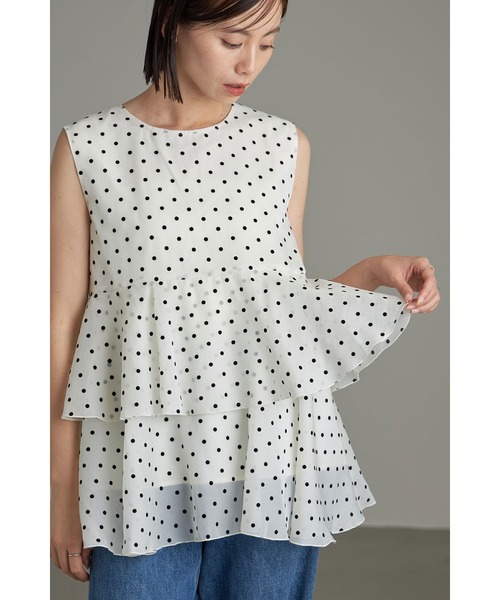 &. NOSTALGIA(アンドドットノスタルジア)の「シアーフロッキードットフレアブラウス(シャツ/ブラウス・レディース・ブラック/アイボリー・M)」の8枚目の写真