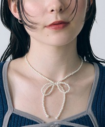 リボンホワイトパールネックレス
