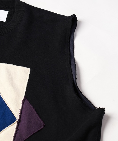 amok（アモク）の「PATCHWORK DETAIL NO SLEEVE（スウェット・メンズ・ブラック/ホワイト・S/M/L）」の12枚目の写真