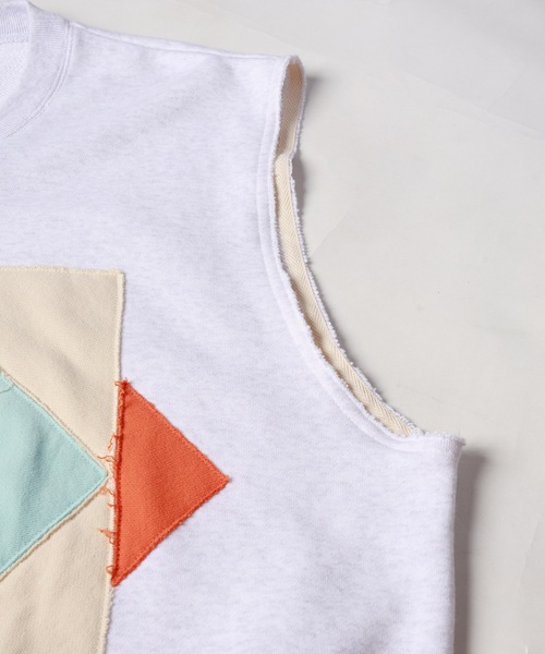 amok（アモク）の「PATCHWORK DETAIL NO SLEEVE（スウェット・メンズ・ブラック/ホワイト・S/M/L）」の15枚目の写真