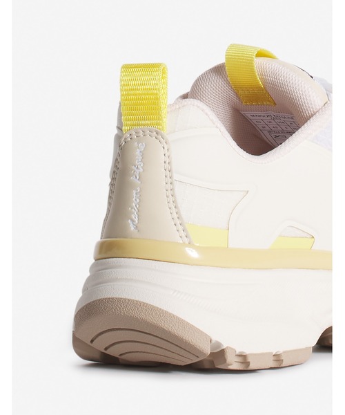 MAISON KITSUNE*品格が漂う*ソラランナーズ ホワイトスニーカー SORA RUNNERS SNEAKERS（スニーカー）｜Maison Kitsune（メゾン