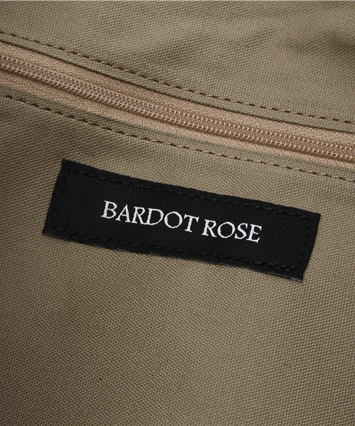 BARDOT ROSE（バルドロゼ）の「【BARDOT ROSE】フリンジチャームクラッチ（クラッチバッグ・レディース・アイボリー/ブラック/サックスブルー・FREE）」の10枚目の写真