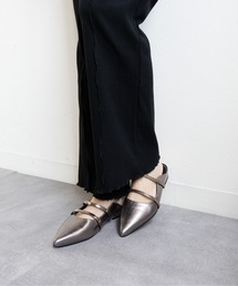 ダブルストラップフラットサンダル