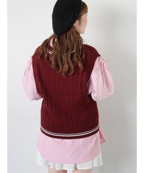 ehka sopo（エヘカソポ）の「ハート刺繍チルデンベスト（ベスト・レディース・オフホワイト/ボルドー/ネイビー/グレー・F）」の9枚目の写真