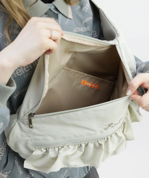 F i.n.t（フィント）の「フリル使いワンショルダーバッグ/fint（ショルダーバッグ・レディース・アイボリー/ブラック・FREE）」の9枚目の写真