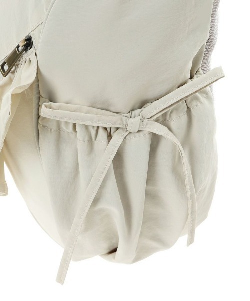 F i.n.t（フィント）の「フリル使いワンショルダーバッグ/fint（ショルダーバッグ・レディース・アイボリー/ブラック・FREE）」の22枚目の写真