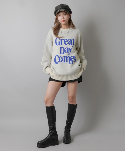 SPINNS(スピンズ)の「配色シンプルロゴ ジャガードビッグニット(ニット/セーター・レディース・キナリ/杢グレー/ネイビー/ブラック/バーガンディー・ONESIZE)」の11枚目の写真