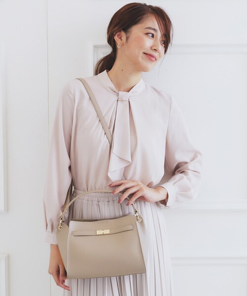 index（インデックス）の「＜通勤・セレモニー対応＞2way トートバッグ（トートバッグ・レディース・ブラック/ベージュ・00）」の2枚目の写真