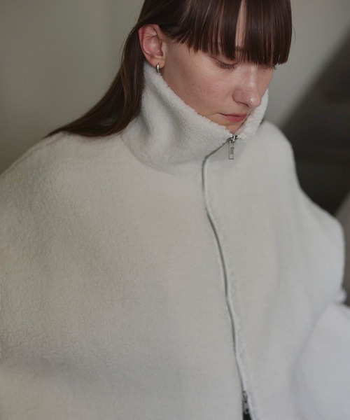 LIAN（リアン）の「スタンドカラーボアブルゾン（ブルゾン・レディース・ホワイト×ブラック/ブラック×ホワイト/ホワイト×グレー/アイボリー/ブラック・FREE）」の10枚目の写真