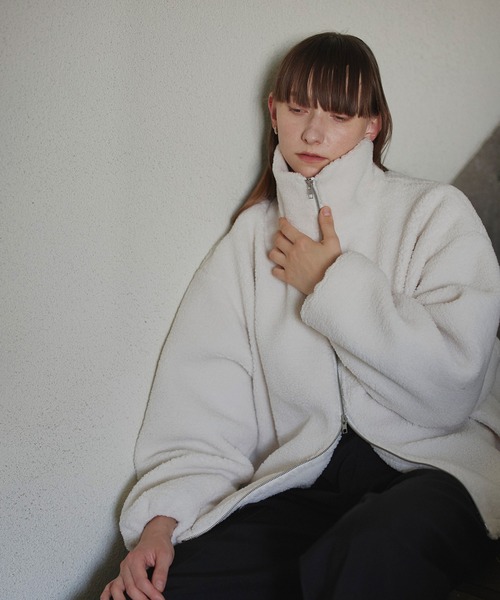 LIAN（リアン）の「スタンドカラーボアブルゾン（ブルゾン・レディース・ホワイト×ブラック/ブラック×ホワイト/ホワイト×グレー/アイボリー/ブラック・FREE）」の12枚目の写真