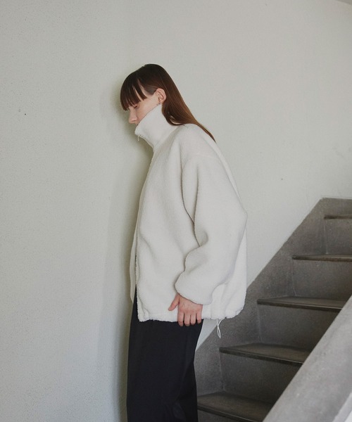 LIAN（リアン）の「スタンドカラーボアブルゾン（ブルゾン・レディース・ホワイト×ブラック/ブラック×ホワイト/ホワイト×グレー/アイボリー/ブラック・FREE）」の13枚目の写真