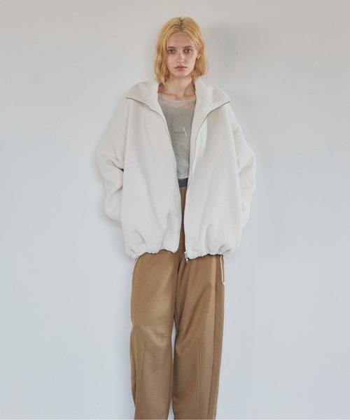 LIAN（リアン）の「スタンドカラーボアブルゾン（ブルゾン・レディース・ホワイト×ブラック/ブラック×ホワイト/ホワイト×グレー/アイボリー/ブラック・FREE）」の21枚目の写真