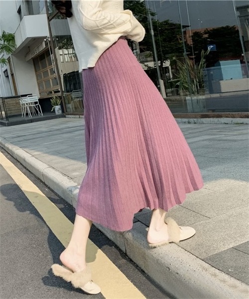 FREE STYLISTS(フリー スタイリスト)の「ニットプリーツスカート(スカート・レディース・チャコールグレー/ブラック/パープル/ライトグリーン/アイボリー・FREE)」の12枚目の写真