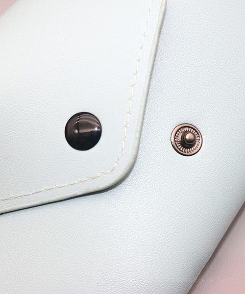 CALIFORNIA OUTFITTERS（カリフォルニア アウトフィッターズ）の「3-11E47 ストラップ付き メガネケース ボタン式（メガネ・レディース・エメラルド/ブラック/ブルー/ライトブルー/ブラウン・ONESIZE）」の7枚目の写真