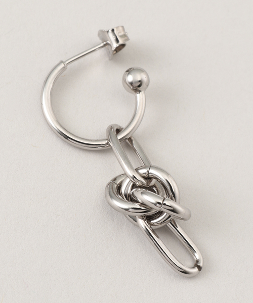 JUSTINE CLENQUET(ジュスティーヌクランケ)の「JUSTINE CLENQUET/ジャスティーヌ クランケ DARIA CRYSTAL EARRINGS(ピアス(両耳用)・レディース・シルバー・FREE)」の6枚目の写真