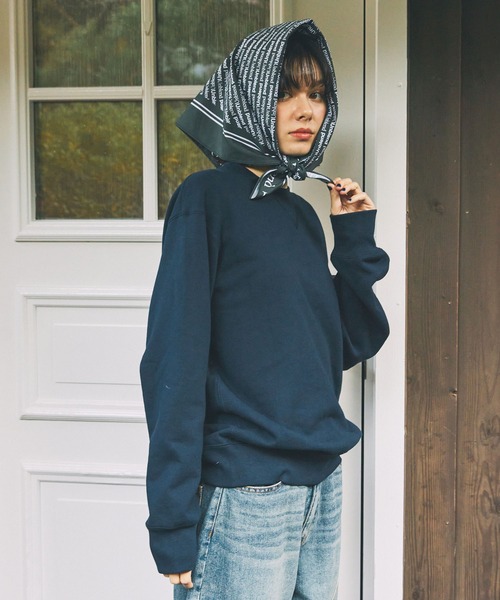 Unblend（アンブレンド）の「【Unblend】アソート オリジナルグラフィック  大判マルチ スカーフ（バンダナ/スカーフ・レディース・ネイビー/ブラック/グリーン/ホワイト・FREE）」の11枚目の写真