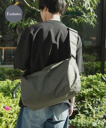 YAKPAK（ヤックパック）の「『撥水』『別注』YAKPAK×DOORS　SHOULDER BAG M（ショルダーバッグ）」
