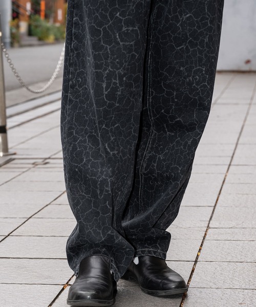Subciety（サブサエティ）の「Laser processed denim pants（デニムパンツ・メンズ・ブルー/ブラック・X-LARGE/LARGE/MEDIUM/SMALL）」の9枚目の写真