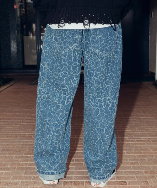 Subciety（サブサエティ）の「Laser processed denim pants（デニムパンツ・メンズ・ブルー/ブラック・X-LARGE/LARGE/MEDIUM/SMALL）」の13枚目の写真