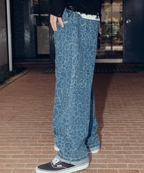 Subciety（サブサエティ）の「Laser processed denim pants（デニムパンツ・メンズ・ブルー/ブラック・X-LARGE/LARGE/MEDIUM/SMALL）」の14枚目の写真