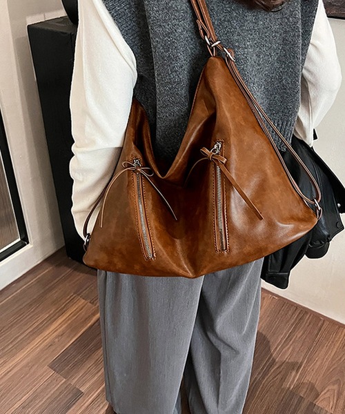 IRADOWL(アイラドール)の「リボンチャームヴィンテージ加工2wayバッグ(ショルダーバッグ・レディース・ブラック/ダークブラウン/キャメル・FREE)」の17枚目の写真